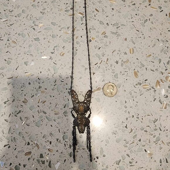 Hibernacula Rabbit Necklace - Picture 5 of 5